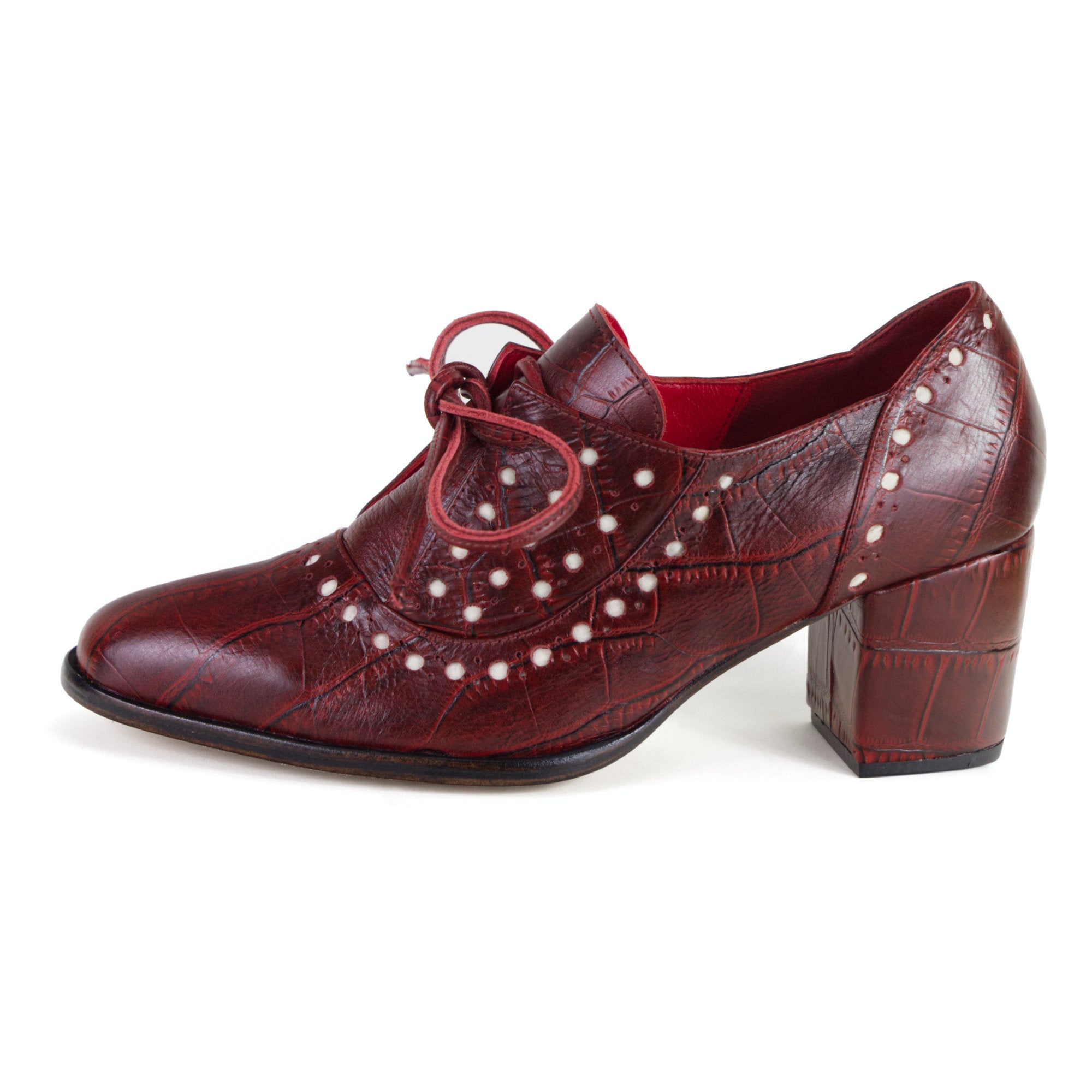 Victoria Brogue